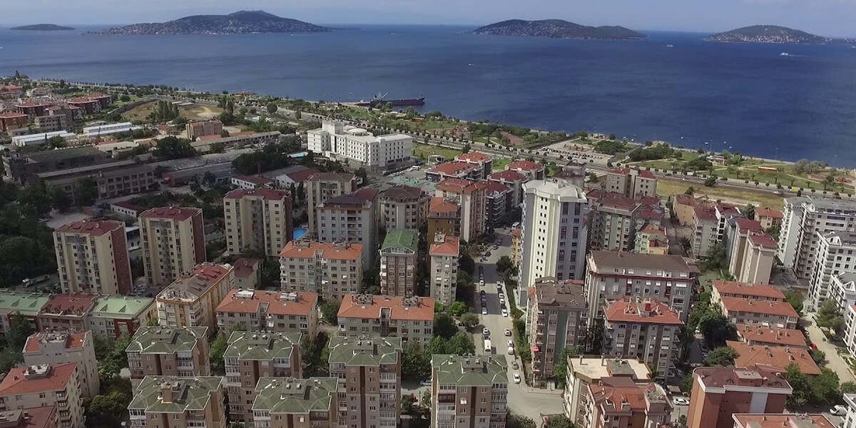 Residential project overlooking the sea and Maltepe islands